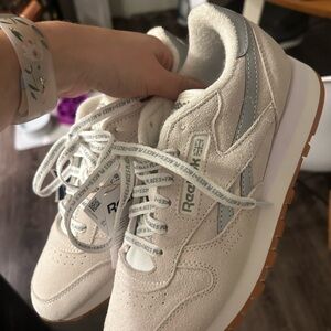 Reebok x Faces Places Women's Beige and Gray Sneakers (Brand new never worn)